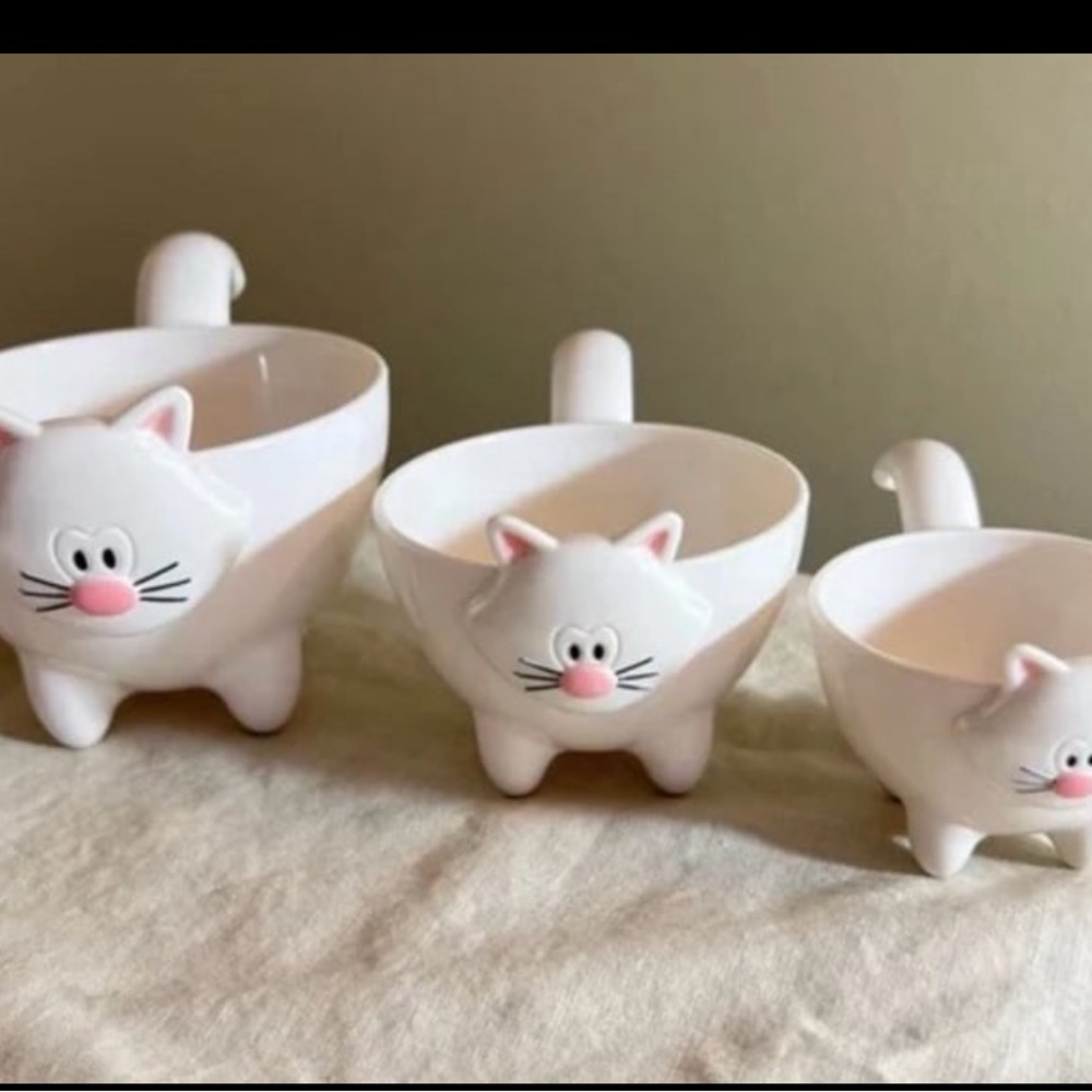 Meow kitty plastic measureing cups 2015 MSC 3 pc stackable white pink